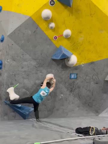 Summit Boulder