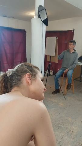 Human figure drawing class