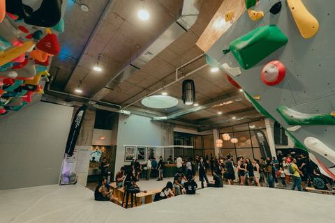 Bloclab Climbing Gym