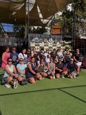 Domingo Padeluno Woman