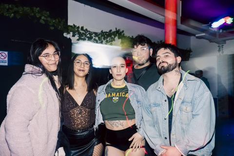 Club Kingston en Crazy Bar