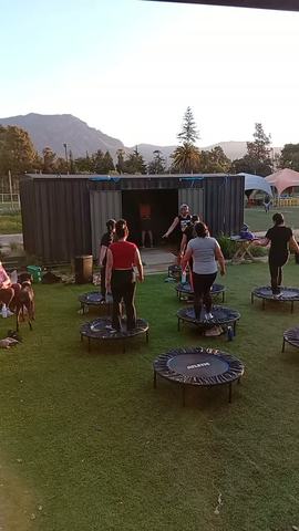 Clases simultáneas CrossFit y Jumping
