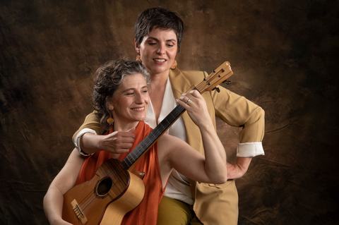 Elizabeth Morris y Magdalena Matthey