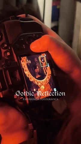 Gothic Reflection - Experiencia Fotográfica