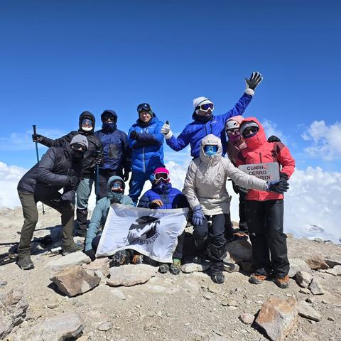 Cerro El Pintor Hike - Destino Trekking