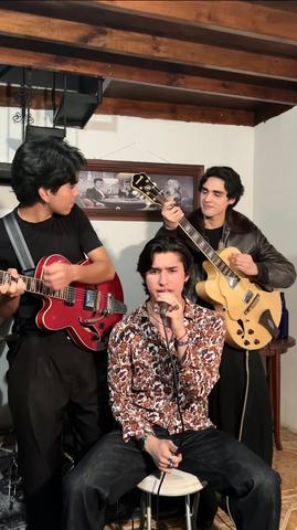 Regreso a El Mesón Nerudiano
