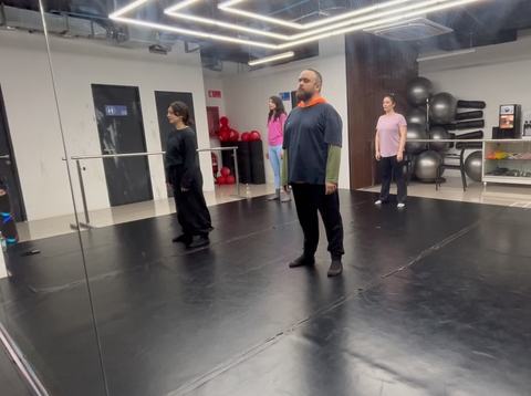Basic Contemporary Dance Class