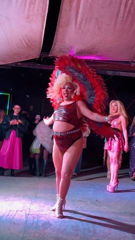 Show Sister Drag
