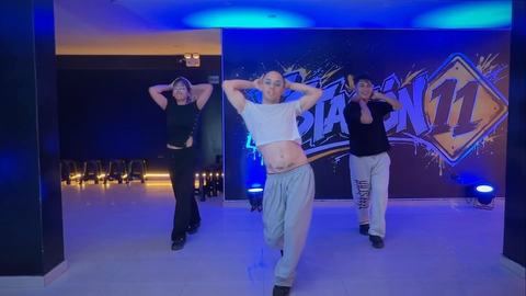 Dance classes at Estación 11