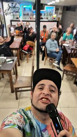 Noche de comedia en Toloco