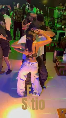 Bachata en IDN AntiEstres