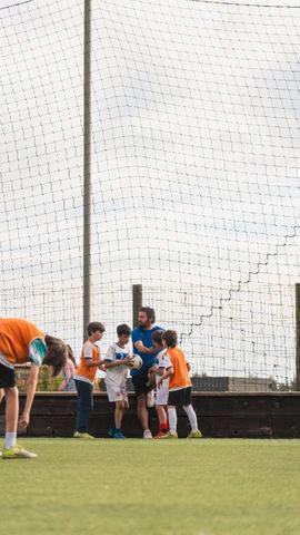 Clases de Fútbol Limitless Deportes