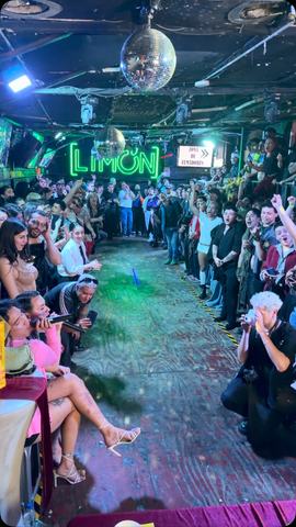 Dentro de Tiempos Moderna at XLimon Club