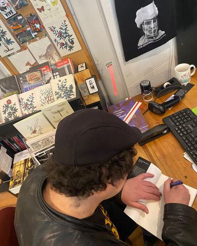 Librería LOM - Firmas y Novedades