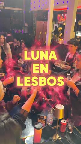 Luneslesbos en Cabaret Pirana