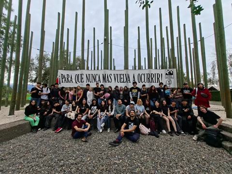 Ruta de la Memoria Colegio Raimapu