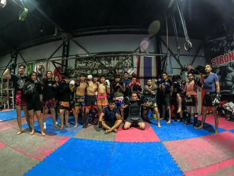 Entrenamientos de Muay Thai - Puño de Pantera