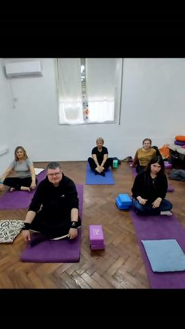 Clases de Yoga y Terapias Holísticas