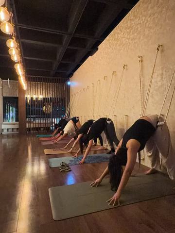 Clases de Yoga con Cuerdas