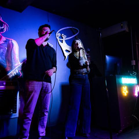 Karaoke en Santo Secreto