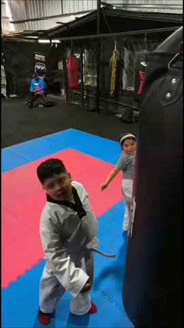 Taekwondo deportivo infantil