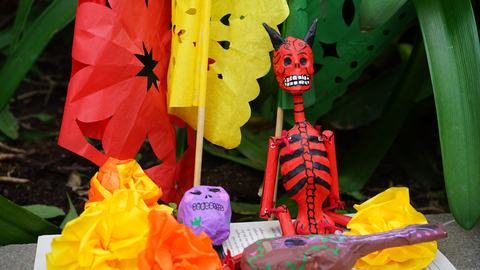 Día de los muertos: calaveritas de papel mexicanas
