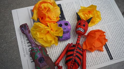 Día de los muertos: calaveritas de papel mexicanas