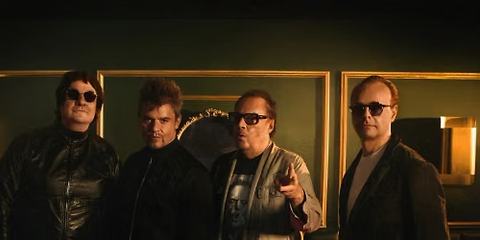 Los Tres in Santiago