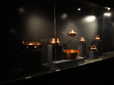 Exposición: "Lenguajes en cobre"